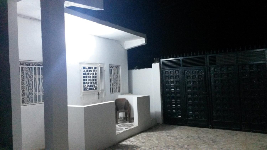 Others 4, LMD Apartments, Kombo Saint Mary