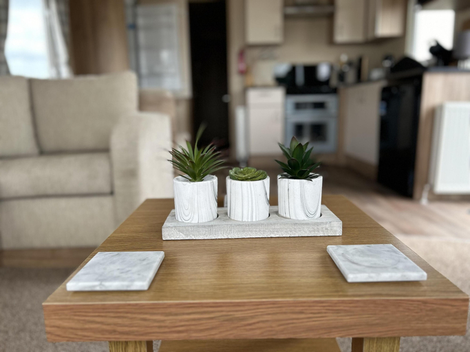 Others 2, Coastal Retreat Luxury Caravan Home Away From Home, East Sussex