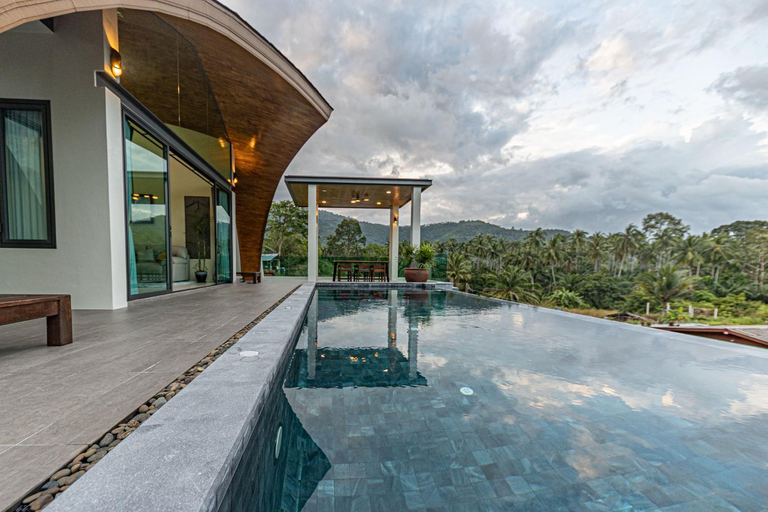 Sport & Beauty 2, ขนอม คิริณณ์ Khanom Kirin Private Pool Villa, Khanom