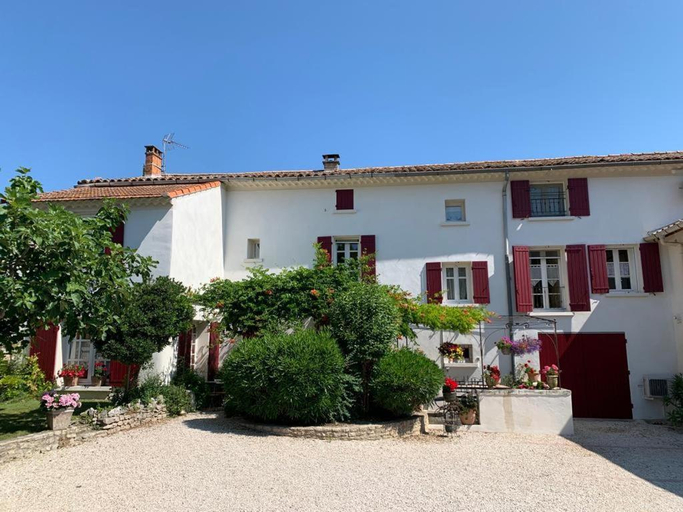 Exterior & Views 1, Chambres d'hotes "Le Colombier", Vaucluse