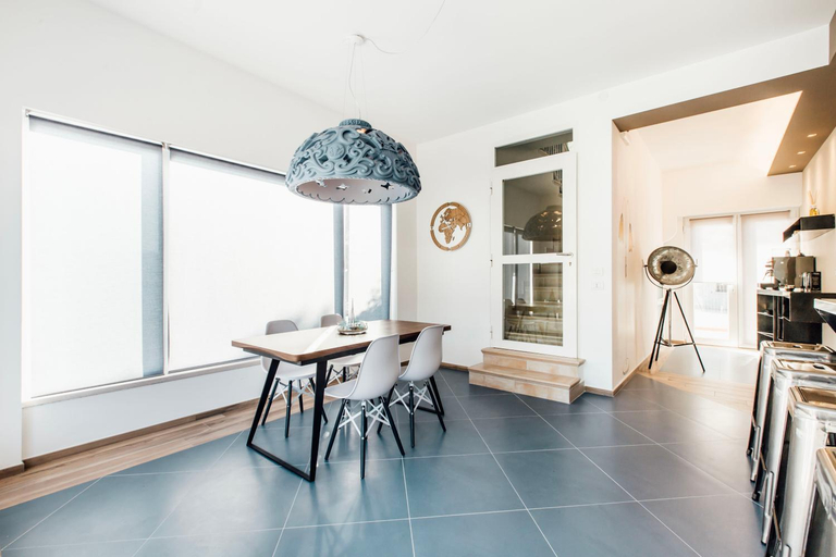 Others 2, Suite 106, Chieti