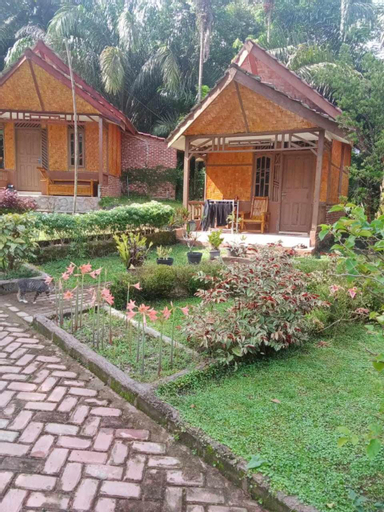 Exterior 3