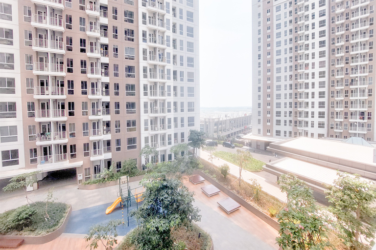 Exterior & Views 3, Spacious and Restful 1BR Tokyo Riverside PIK 2 Apartment By Travelio, Tangerang