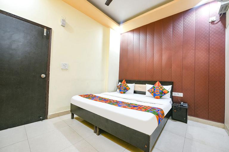 Bedroom 2, Fabhotel Lake View I, Faridabad