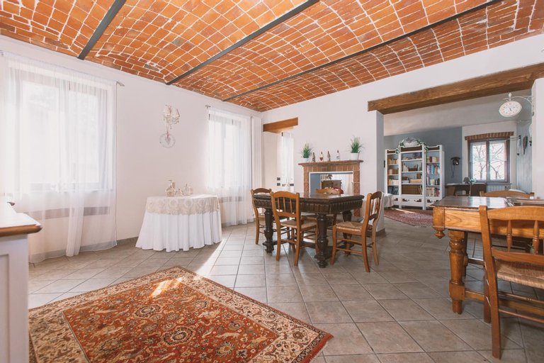 Food & Drinks 5, B&B esclusivo, nel cuore del Monferrato, Asti