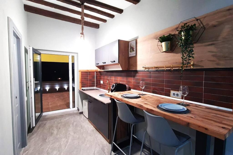 Others 3, Mogosoaia High Living Studio, Chitila