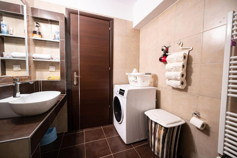 Bathroom 3, Super lux maisonette, 10 minutes from city center, Central Macedonia