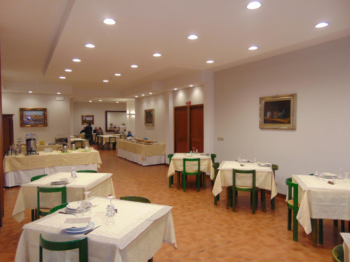Food & Drinks 5, Albergo Rossana, Siena