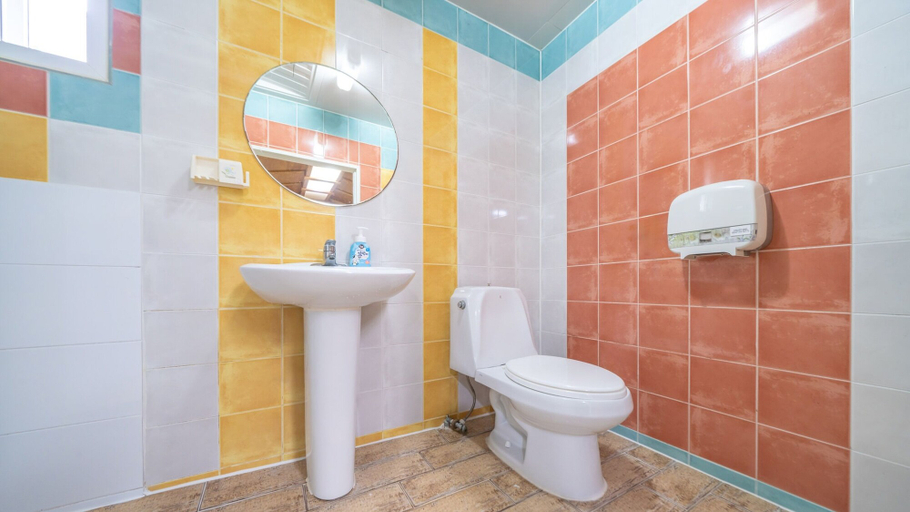 Bathroom 3, Gapyeong Tremore Pension, Gapyeong