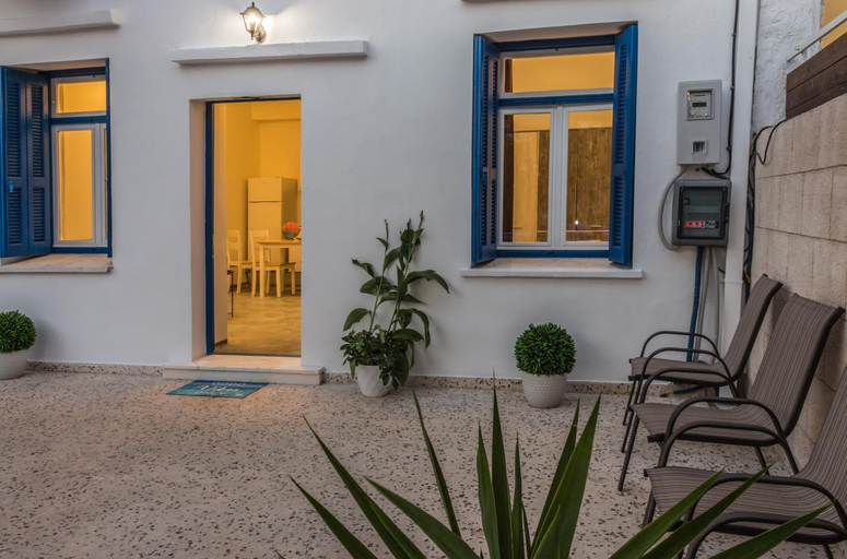 Others 3, Danai House, South Aegean