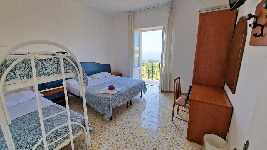 Bedroom 4, Hotel Bellavista, Napoli