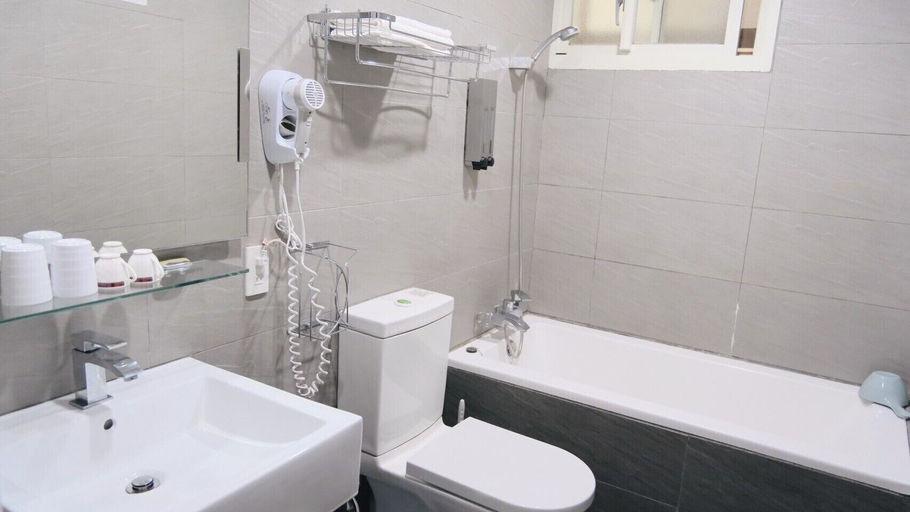 Bathroom 4, Shan Yu Hai B&B, New Taipei City