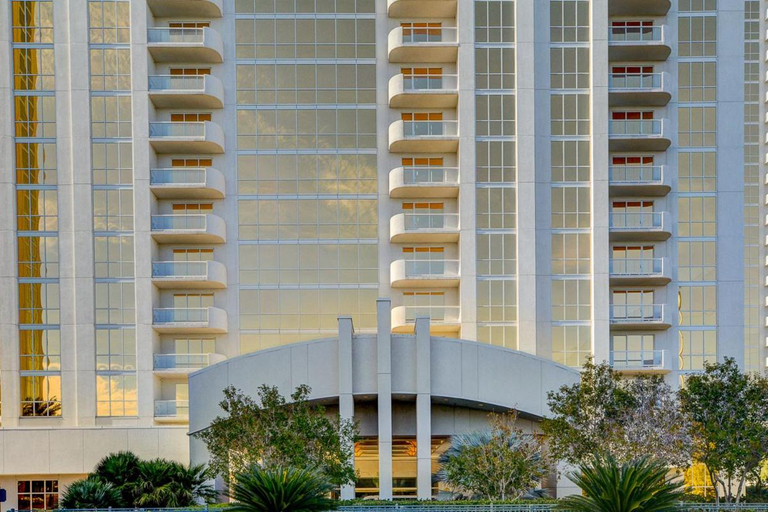 Exterior 10