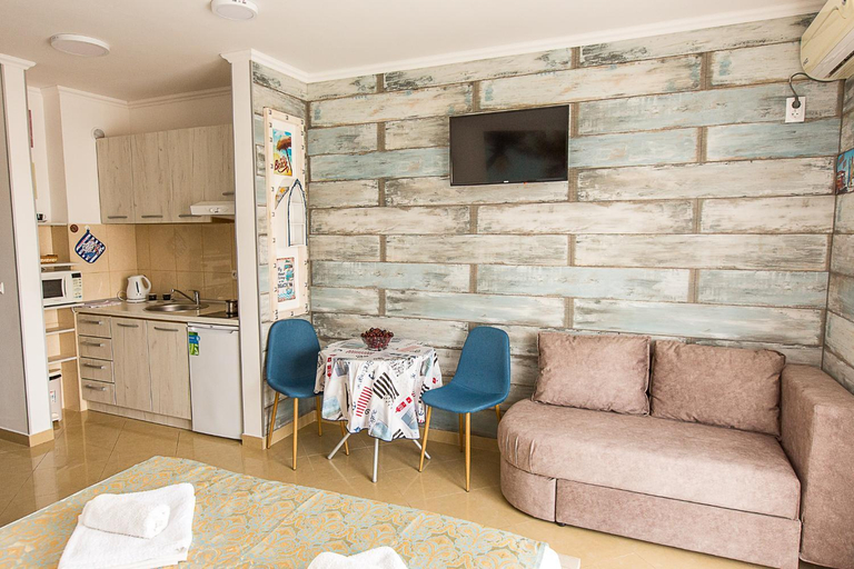 Others 3, Apartments Alesia Becici