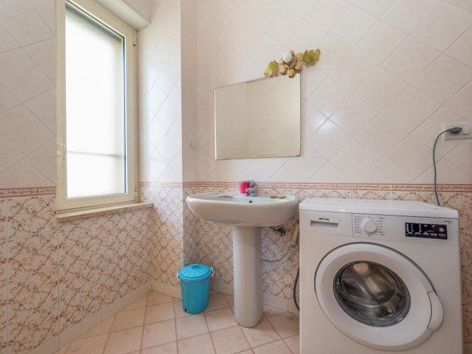 Bathroom 1, YourHome - Corso Italia Apt in Sorrento, Napoli