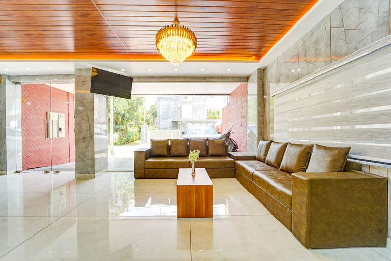 Others 5, Fabhotel Q One Plaza, Ernakulam