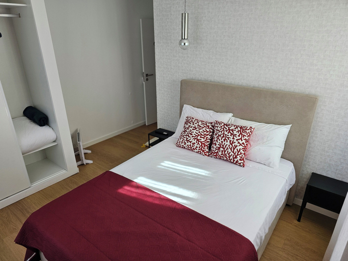 Bedroom 3, SurfSoul B&B, Peniche