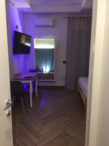 Others 2, Suite Pizzo jacuzzi rooms, Vibo Valentia
