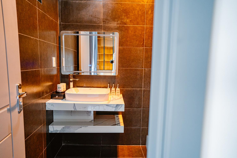 Bathroom 4, Xuân Home, Đà Lạt