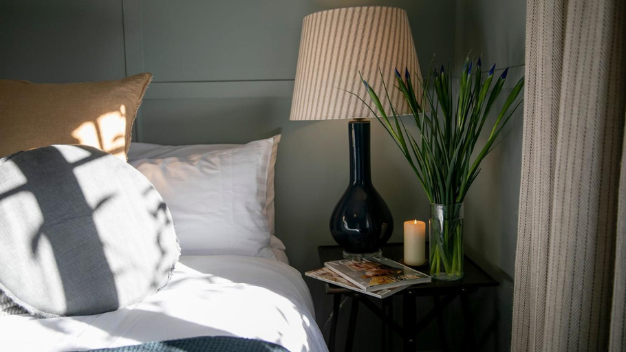 Bedroom 4, Werona Cottage - enchanting home, Wingecarribee