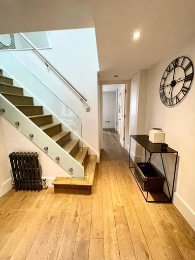Others 4, Drury Lane Residences, London
