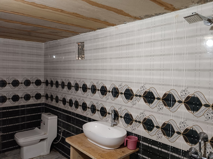 Bathroom 4, Royal Adventure Camp Sam, Jaisalmer