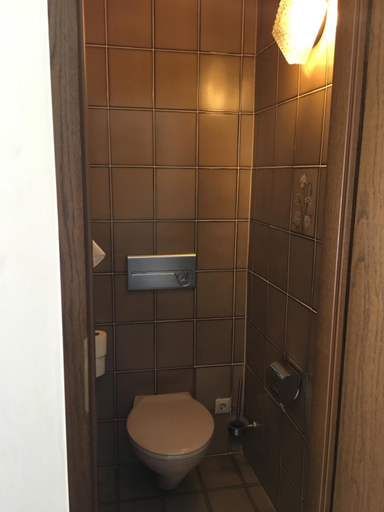 Bathroom 4, Gasthof zur Sonne Winzenhohl, Aschaffenburg