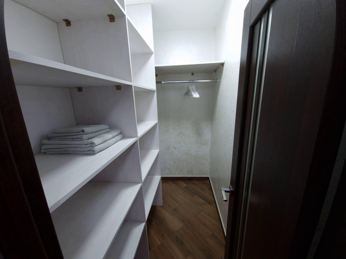 Others 4, Luxury on Sichovykh, Ivano-Frankivs'ka