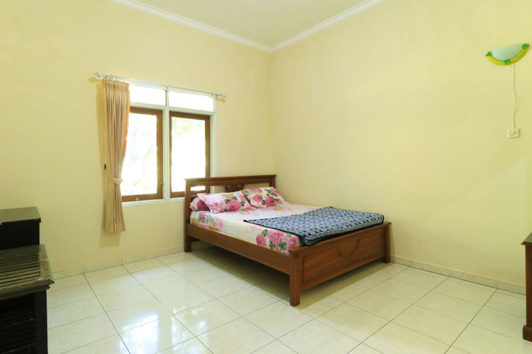 Bedroom 12