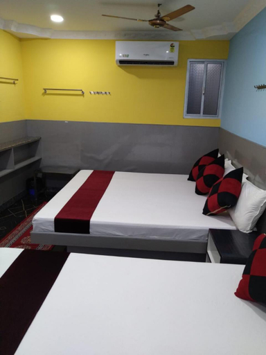 Others 5, Gayathri Stay, Kancheepuram