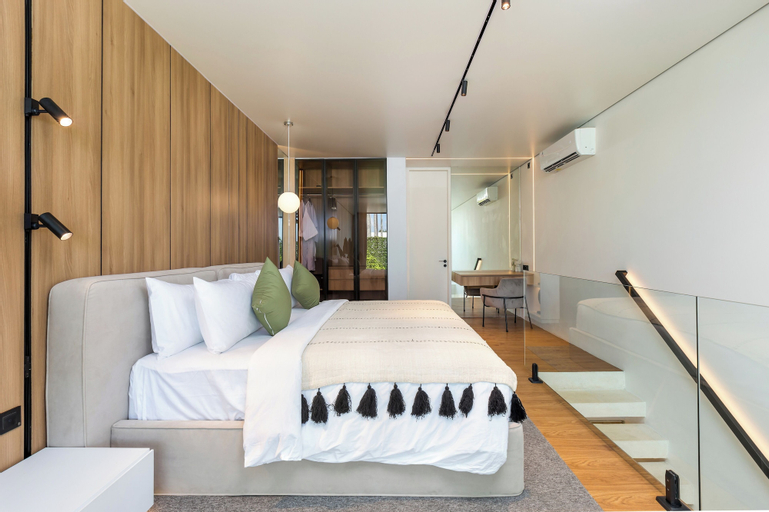 Bedroom 16