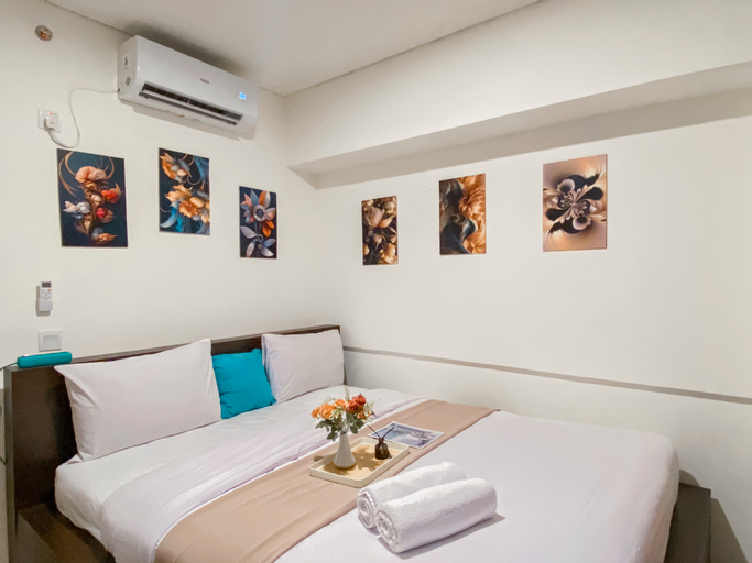 Relaxing and Scenic 2BR at Meikarta Apartment By Travelio, Cikarang
