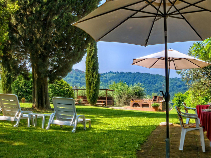 3, Chalet in Tuscany with Pool and Scenic Views, Florence
