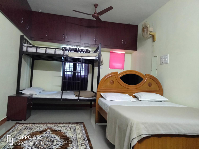 Bedroom 2, Vasishta Homestay, Theni