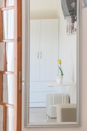 Bathroom 4, Nikos & Vivi Studios, Ionian Islands