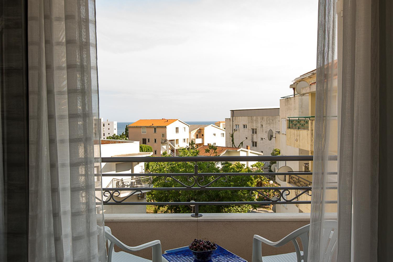 Others 4, Apartments Alesia Becici