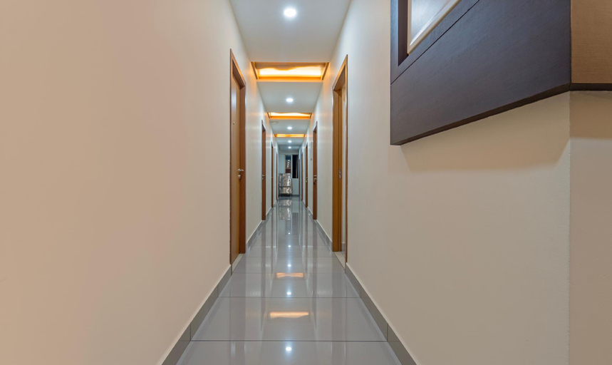 Public Area 3, Itsy Hotels Avani Stays, Vyttila, Kochi, Ernakulam