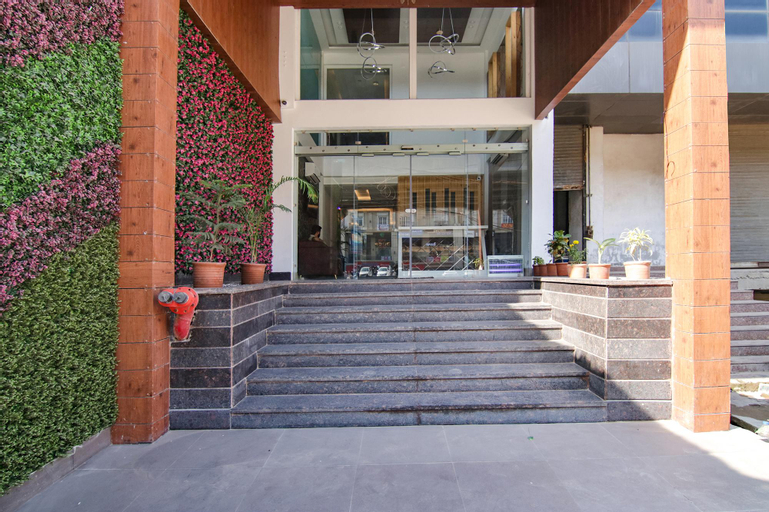 FabHotel Prism Grand, Sahibzada Ajit Singh Nagar