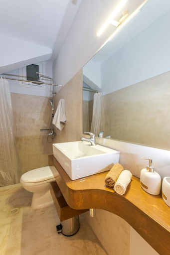 Bathroom 3, Coco Studio, Crete