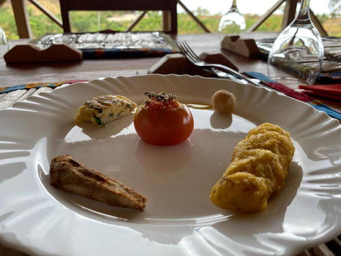 Food & Drinks 4, Monte Mar SaoTome, Lobata