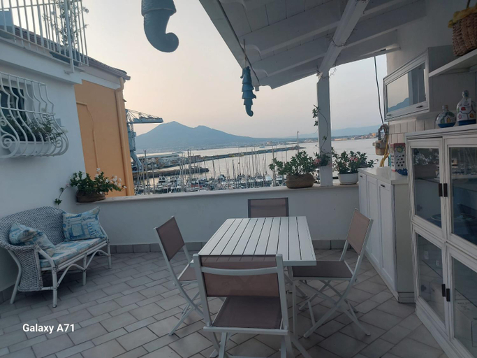 Others 3, coralinehome, Napoli