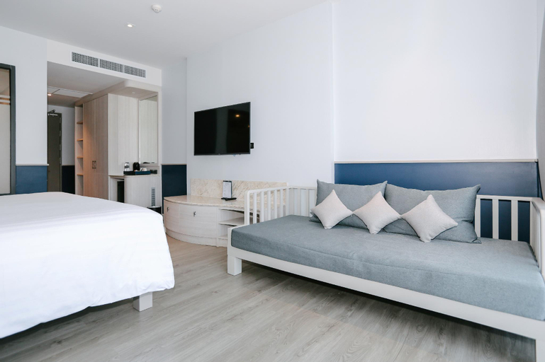 Bedroom 16