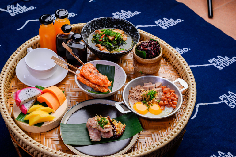 Food & Drinks 5, STAY.PILAFarm, Lom Sak