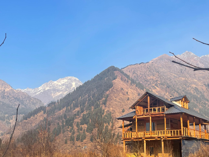 Exterior view 4, Woodstock Villa, Kullu