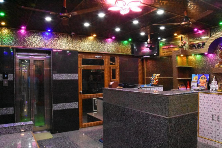 Others 2, Gayathri Stay, Kancheepuram