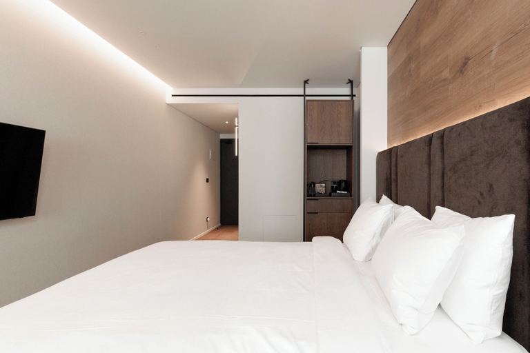 Bedroom 2, Blanco Athens Aparthotel, Attica
