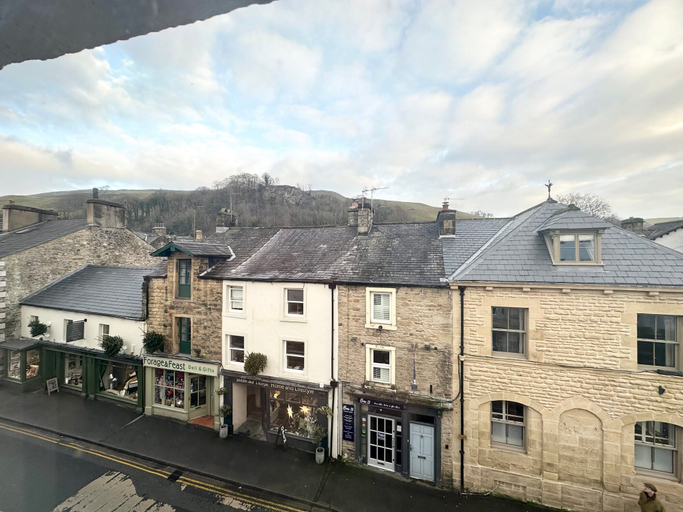 Exterior & Views, Flt 4 Bank House Settle Yorkshire Dales, North Yorkshire