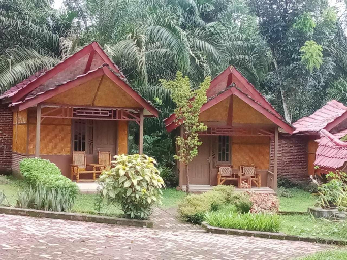 Exterior 2
