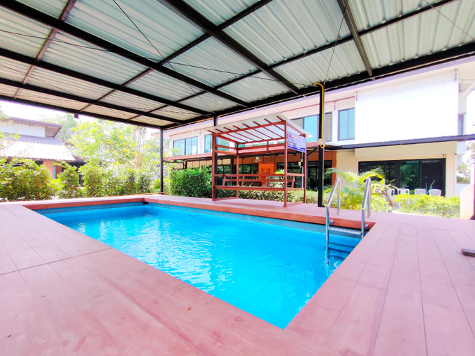Others 3, T Resort, Muang Suphanburi