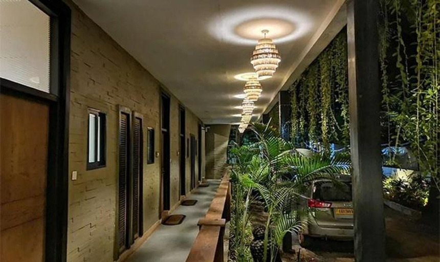 Public Area, FabHotel Prime Aruba Luxury Resort, North Goa